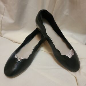 M & S Black Leather Women's Flats